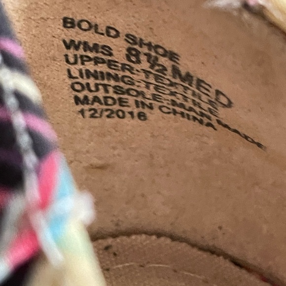 Kennet Cole Unlisted wedges - Picture 7 of 9